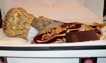 Body of Coptic Pope Shenouda III